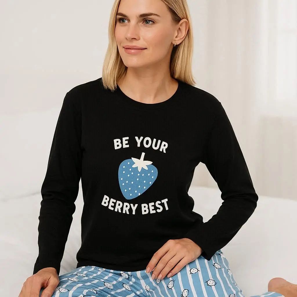 Χειμερινή Γυναικεία Πιτζάμα Strawberry Blue